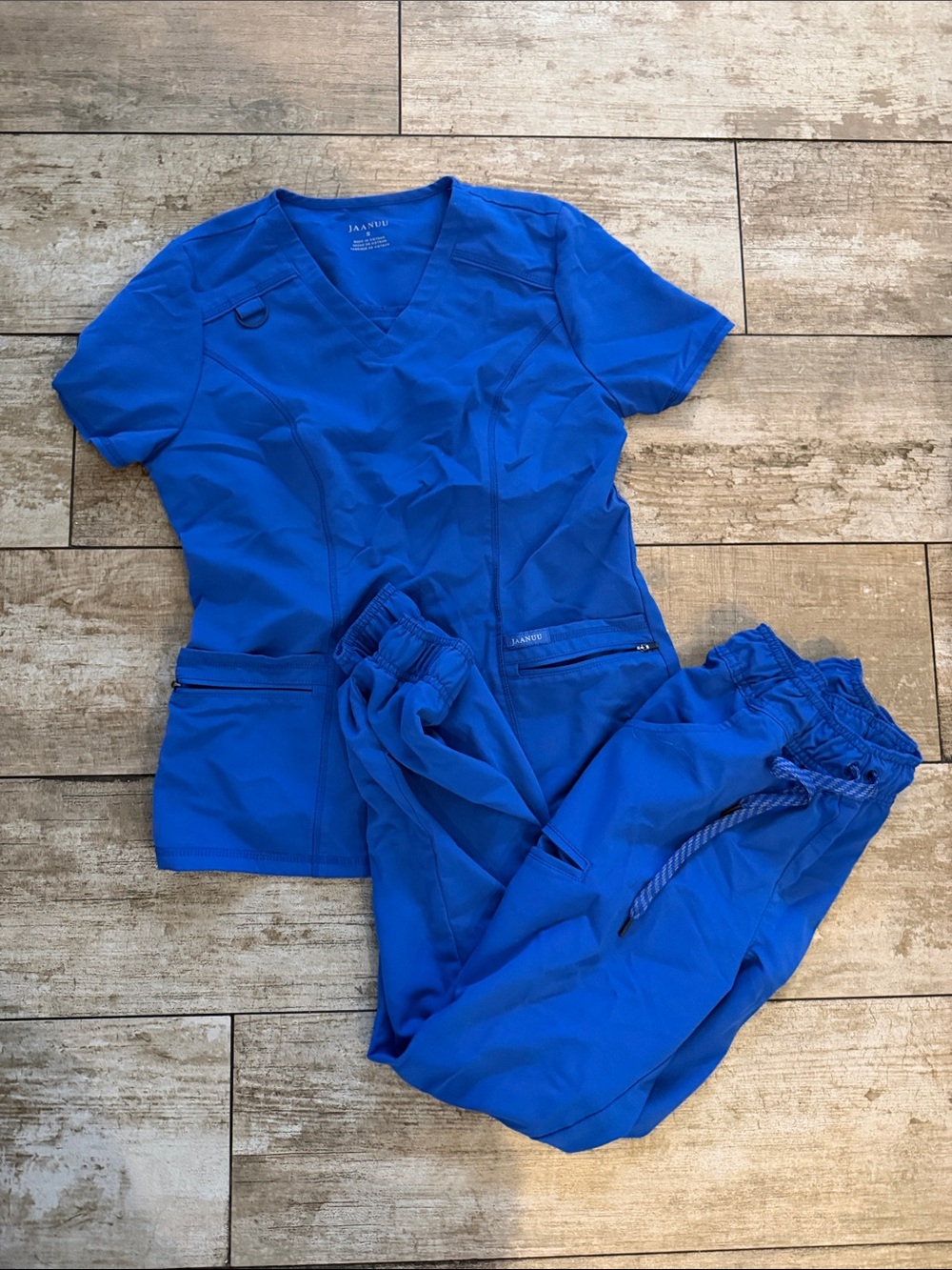 Jaanuu Women's Scrub Set in Royal Blue